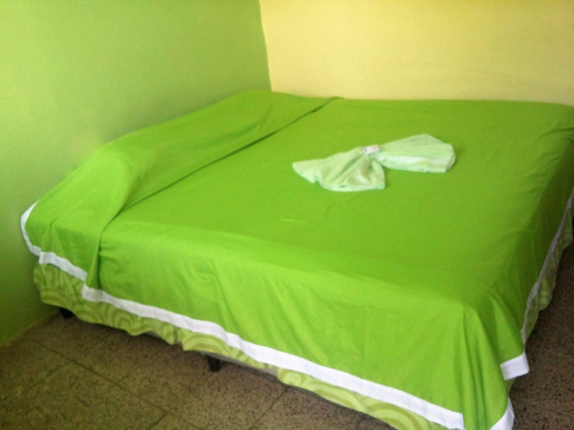 Green World Hotel Flores Buitenkant foto